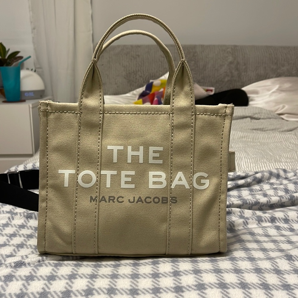 Marc Jacobs mini tote bag